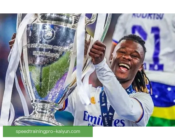 卡马文加控球能力持续提升，展现出良好的技术水平与比赛影响力